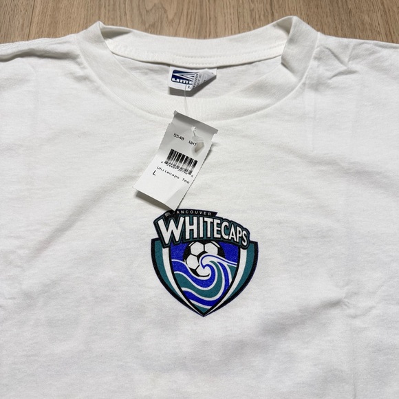 Vintage Umbro Vancouver Whitecaps Short Sleeve T-Shirt Mens Large White Blue NWT - Picture 4 of 10
